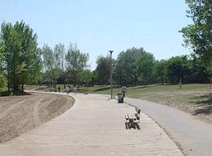 beaches toronto boardwalk